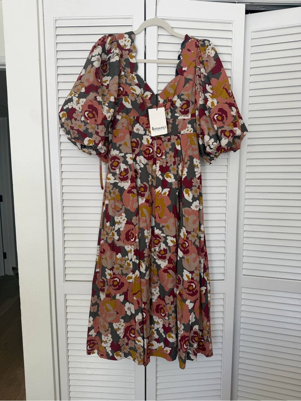 &merci Floral Puff-Sleeve Midi Dress in Multi Rose and Mustard